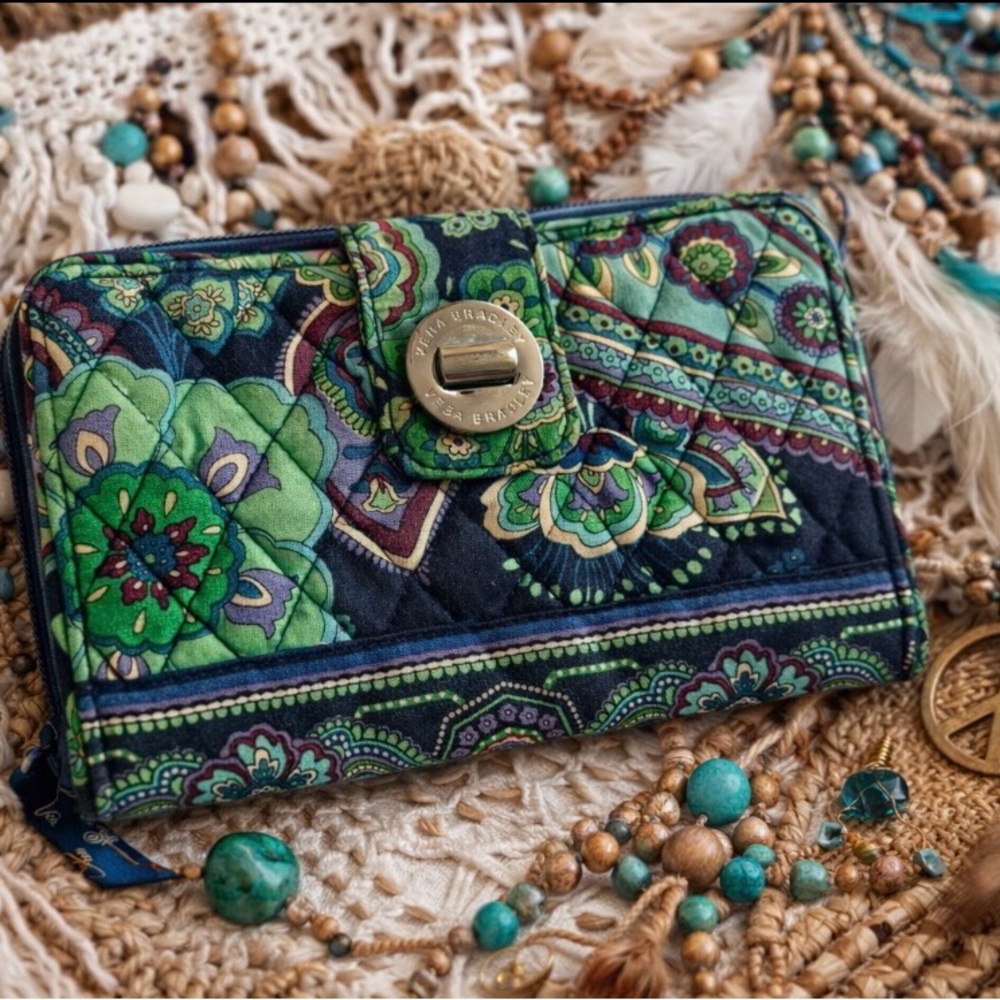 Vera Bradley Turnlock Wallet Viva La Vera Paisley